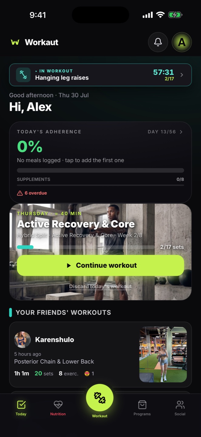 Workaut home screen: today's workout, adherence and your friends' sessions